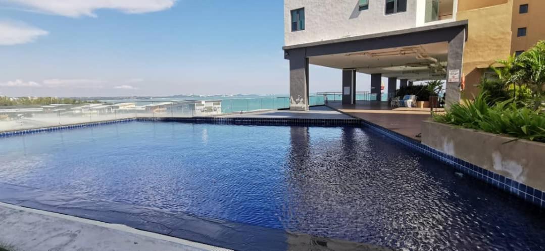 Seaview Dwharf Family Suit Private Port Dickson Exterior foto